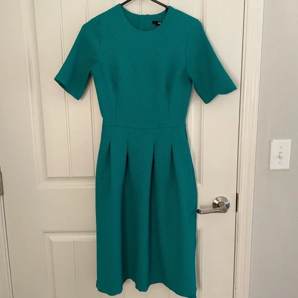 H&M | Dresses | Hm Kelly Green Textured Skater Dress | Poshmark